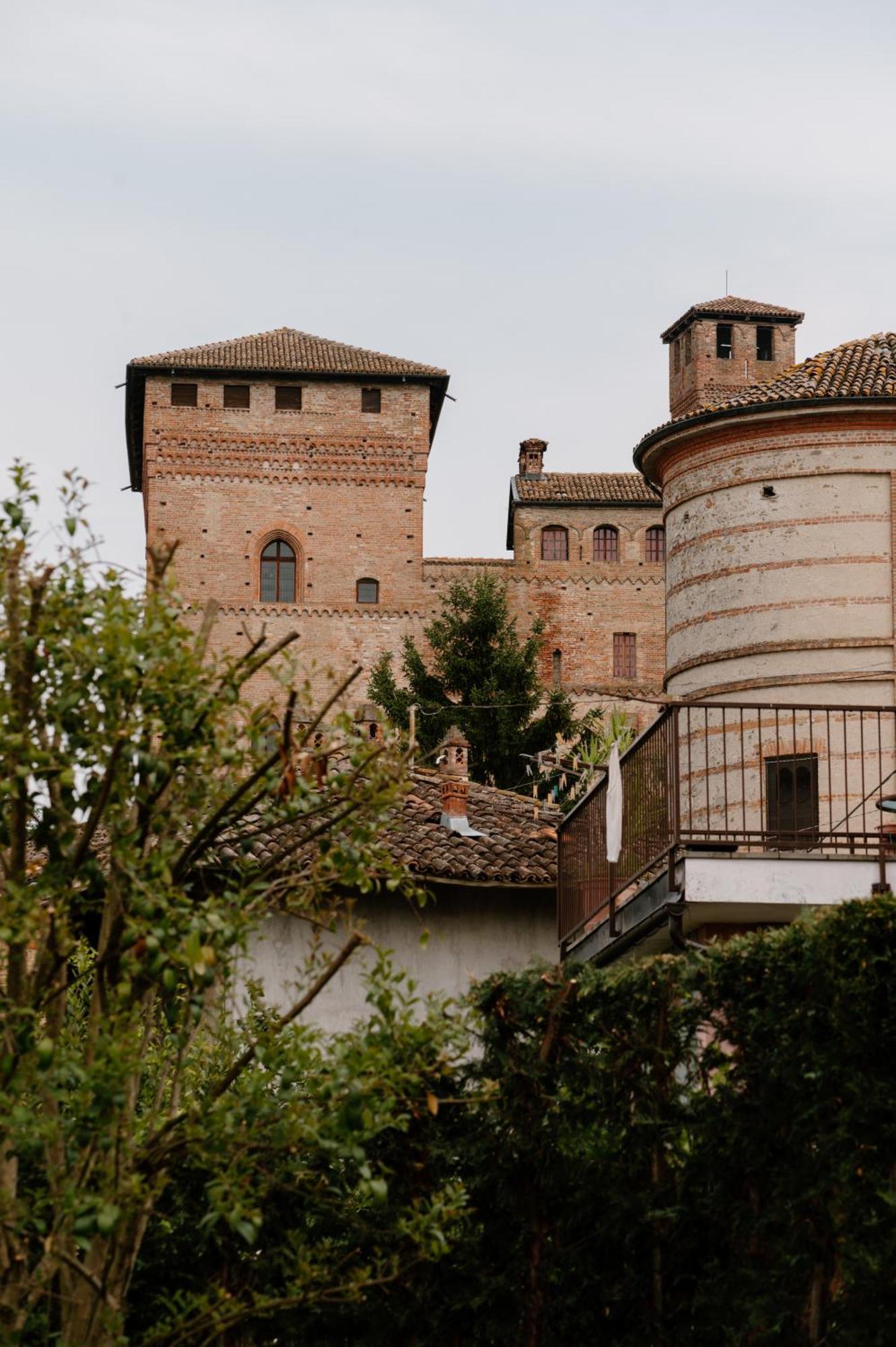 Hotel Casa Pavesi Grinzane Cavour Exteriör bild